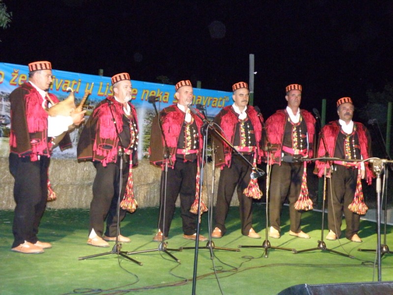 Lišane Ostrovičke: 1. Večer ojkanja “Od Sinja do Nina i Brinja”, Foto: Marko Mane Ledenko
