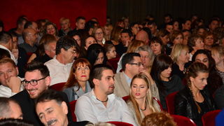 Gibonni nastupio u HNK Zadar, foto: Iva Perinčić Gibonni nastupio u HNK Zadar, foto: Iva Perinčić