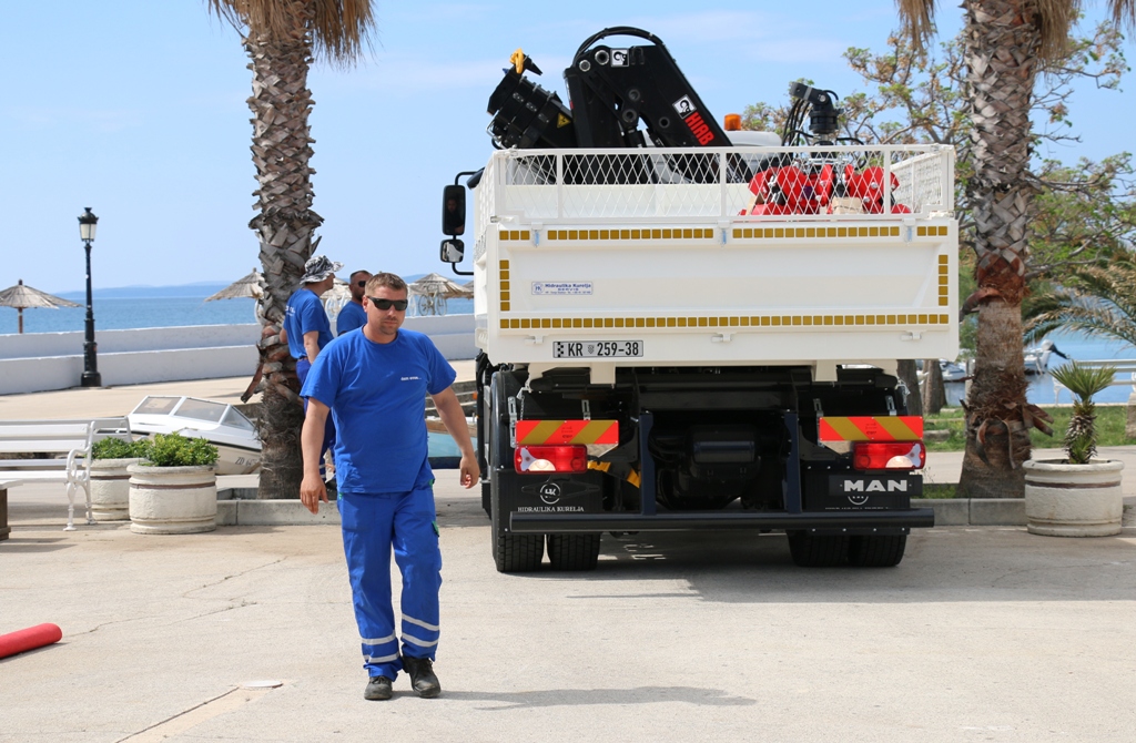 Prezentacija novog voznog parka poduzeća Čisti otok i Vodovod Vir Prezentacija novog voznog parka poduzeća Čisti otok i Vodovod Vir