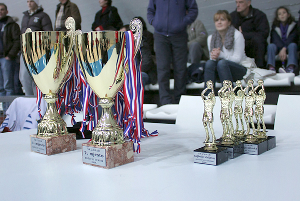 Podjela medalja na Božićnom košarkaškom turniru