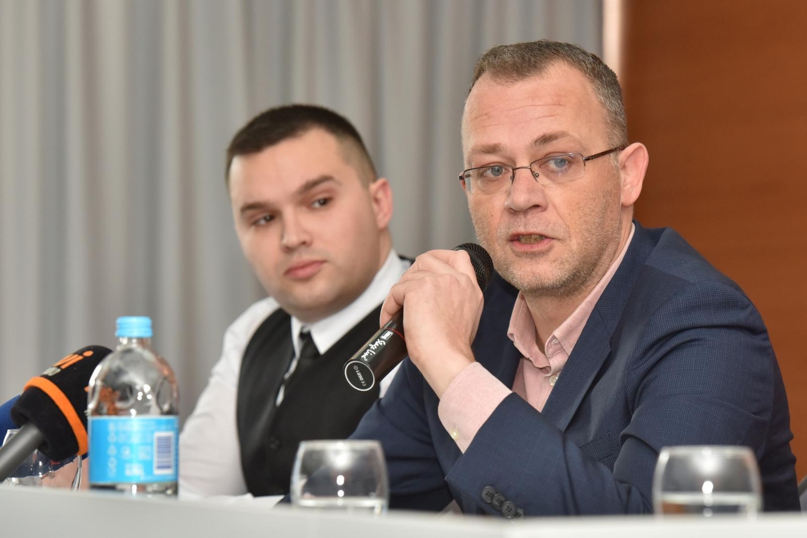 Esih i Hasanbegović predstavili koordinatore zadarske podružnice stranke Neovisni za Hrvatsku