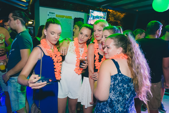 Turanjska fešta u Menfisto baru, 16.7.2015. (foto: Ivan Toman) Turanjska fešta u Menfisto baru, 16.7.2015. (foto: Ivan Toman)