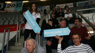 Košarkaši i navijači KK Zadar podržali akciju #birajzadar Košarkaši i navijači KK Zadar podržali akciju #birajzadar