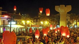 Vodice: Puštanjem lampiona obilježena 10. obljetnica Kornatske tragedije Vodice: Puštanjem lampiona obilježena 10. obljetnica Kornatske tragedije