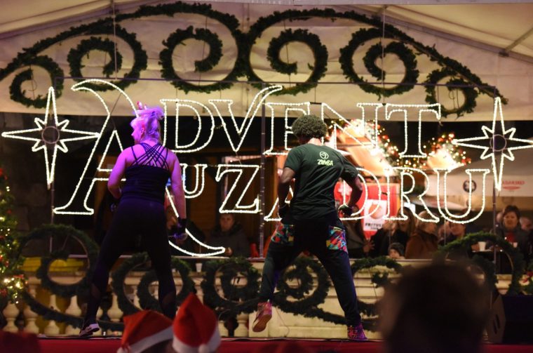 advent-klizaliste-i-zumba-18_31382112666_o-(Large)-thumb