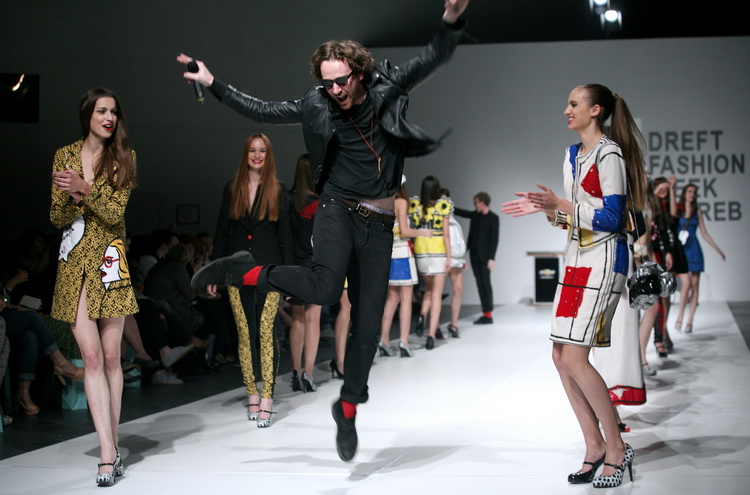 Zagreb, 200511.
Hypo zgrada.
Dreft fashion week Zagreb.
Dizajner The Rodnik band.
Foto: Biljana Gaurina / CROPIX