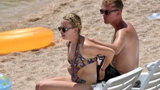 Posljednji dan Love International Festivala u Tisnom privukao je veliki broj mladih iz cijele Europe, a najviče iz Velike Britanije. Photo: Hrvoje Jelavić/PIXSELL Posljednji dan Love International Festivala u Tisnom privukao je veliki broj mladih iz cijele Europe, a najviče iz Velike Britanije. Photo: Hrvoje Jelavić/PIXSELL