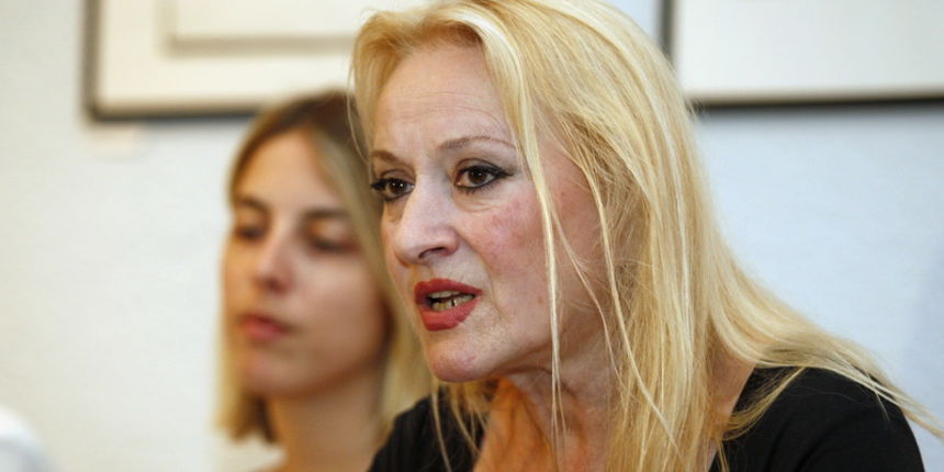 Zadar, 150611.
Hrvatsko narodno kazaliste predstavlja program Zadarskog kazalisnog ljeta koje ce zapoceti 30. lipnja i trajati do 4. kolovoza.
Na slici Jasna Ancic glumica zadarskog kazalista.
Foto: Jure Miskovic / CROPIX Zadar, 150611.
Hrvatsko narodno kazaliste predstavlja program Zadarskog kazalisnog ljeta koje ce zapoceti 30. lipnja i trajati do 4. kolovoza.
Na slici Jasna Ancic glumica zadarskog kazalista.
Foto: Jure Miskovic / CROPIX