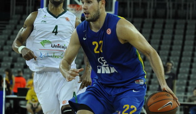 Zagreb, 141211.Arena Zagreb. Euroliga, 9. kolo, susret KK Zagreb protiv Unicaje iz Malage. Pobjedom KK Zagreb ostaje u igri za Top 16 Eurolige.Na slici: Rancic Damir, Fitch Gerald.Foto: Damir Krajac / CROPIX