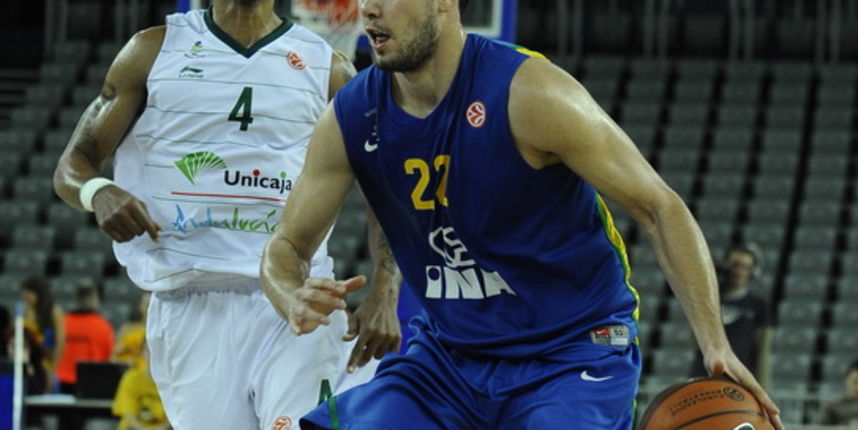 Zagreb, 141211.Arena Zagreb. Euroliga, 9. kolo, susret KK Zagreb protiv Unicaje iz Malage. Pobjedom KK Zagreb ostaje u igri za Top 16 Eurolige.Na slici: Rancic Damir, Fitch Gerald.Foto: Damir Krajac / CROPIX