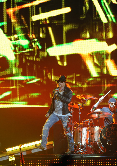 Split, 170712.
Koncert americke grupe Guns ‘n’ Roses koja je krajem 80-ih i pocetkom 90-ih bila jedna od vodecih grupa svijeta, danas je s malo manje popularnosti gostovala u splitskoj Spaladium Areni gdje se okupilo nekoliko tisuca obozavatelja. 
Na foto