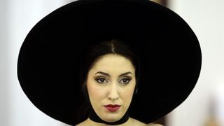 U sklopu tribine Moda osamdesetih – modni laboratorij za 21. stoljece odrzana odrzana modna revija Avangardna moda osamdesetih. Zvoncica Vuckovic. Photo: Robert Anic/PIXSELL