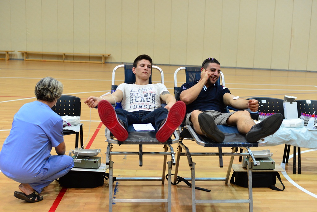 U organizaciji sekcije HZSN Zadar u dvorani 1 SC Višnjik održana je akcija dobrovoljnog darivanja krvi na kojoj je prikupljeno 25 doza tekućine koja život znači. Foto: Iva Perinčić