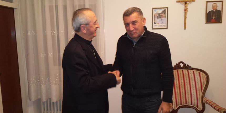Susret nadbiskupa Puljića i generala Ante Gotovine Susret nadbiskupa Puljića i generala Ante Gotovine