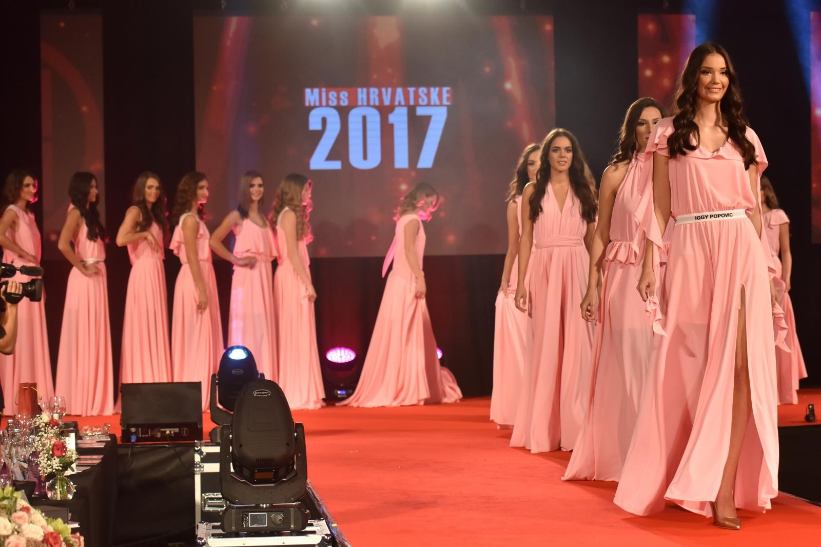Zadar: Tea Mlinarić nova je Miss Hrvatske Zadar: Tea Mlinarić nova je Miss Hrvatske