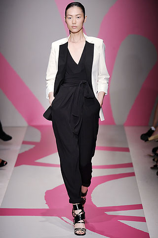 DKNY proljeće/ljeto 2010 (Moda.hr)