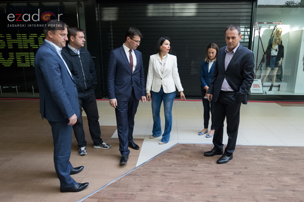 Novinari obišli objekt trgovinskog centra Supernova Zadar