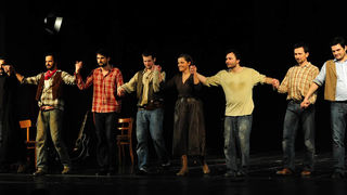 Zadar, 21.01.2013. snimio: Nenad Marčev
TEATAR EXIT, Zagreb
Saša Anočić
KAUBOJI
redatelj: Saša Anočić
igraju: Živko Anočić, Matija Antolić,
Hrvoje Barišić, Krunoslav Klabučar,
Rakan Rushaidat, Radovan Ruždjak i Ivana Rushaidat
izvan pre Zadar, 21.01.2013. snimio: Nenad Marčev
TEATAR EXIT, Zagreb
Saša Anočić
KAUBOJI
redatelj: Saša Anočić
igraju: Živko Anočić, Matija Antolić,
Hrvoje Barišić, Krunoslav Klabučar,
Rakan Rushaidat, Radovan Ruždjak i Ivana Rushaidat
izvan pre