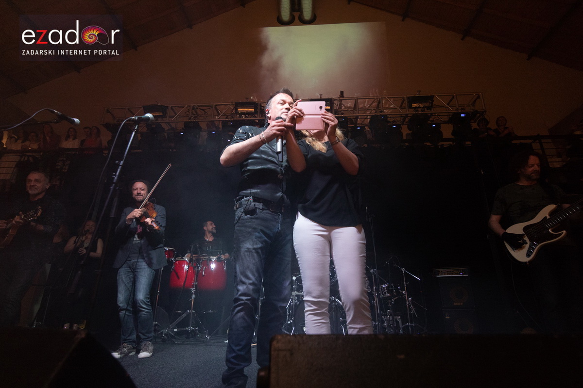 Gibonni @ Arsenal 12. svibnja 2018. Gibonni @ Arsenal 12. svibnja 2018.