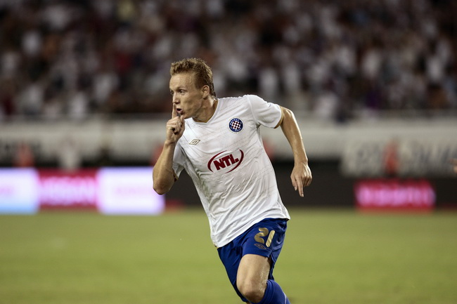 Split 050810.
Stadion NK Hajduka u Poljudu
Predkolo Evropskog kupa : NK Hajduk – Dinamo Bukurest
Na fotografiji : Mario Brkljaca.
Foto: Vladimir Dugandzic / CROPIX Split 050810.
Stadion NK Hajduka u Poljudu
Predkolo Evropskog kupa : NK Hajduk – Dinamo Bukurest
Na fotografiji : Mario Brkljaca.
Foto: Vladimir Dugandzic / CROPIX