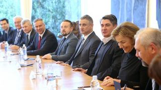 Predsjednica RH primila predstavnike Domoljubne koalicije i Hrvatska raste na konzultacije. Foto: Goran Stanzl/PIXSELL