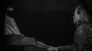 Glazbeni spektakl Rock the Opera održan u Zadru: Dino Jelusić nastupio kao specijalni gost Glazbeni spektakl Rock the Opera održan u Zadru: Dino Jelusić nastupio kao specijalni gost