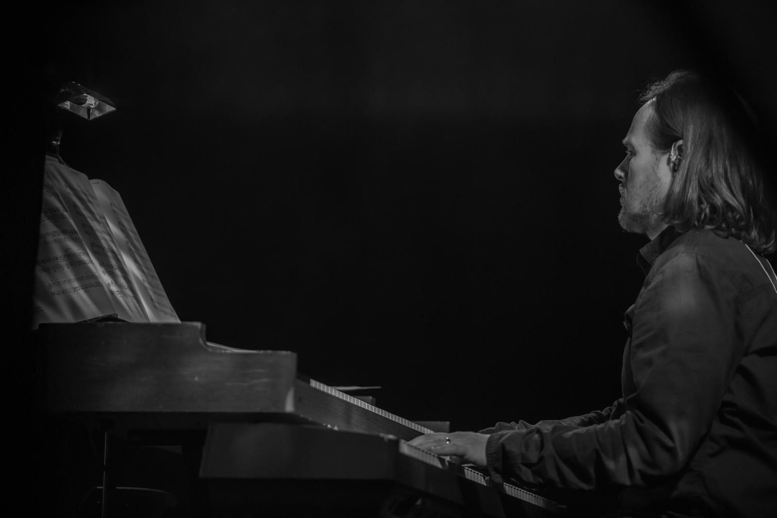 Glazbeni spektakl Rock the Opera održan u Zadru: Dino Jelusić nastupio kao specijalni gost Glazbeni spektakl Rock the Opera održan u Zadru: Dino Jelusić nastupio kao specijalni gost