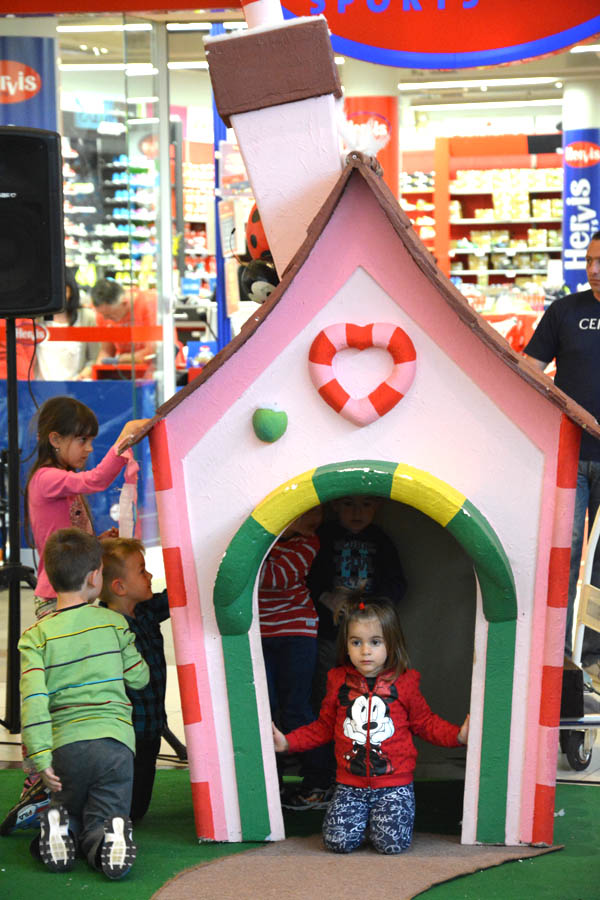 Supernova: Vesela subota 26. travnja 2014. Foto: Iva Perinčić Supernova: Vesela subota 26. travnja 2014. Foto: Iva Perinčić