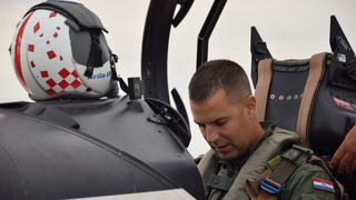 Odlazak Krila Oluje u Ćešku