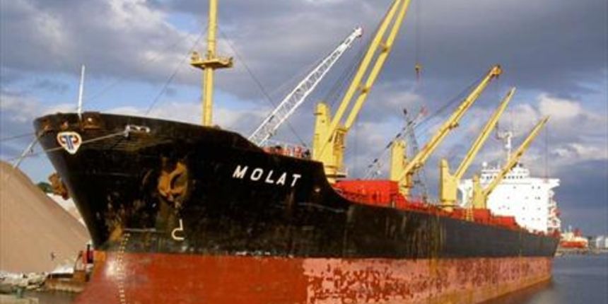 “Molat” spreman za staro željezo “Molat” spreman za staro željezo