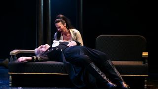 Osijek – U HNK-u premijerno izvedena opera Don Giovanni, W.A. Mozarta u reziji Roberta Boskovica. Photo: Davor Javorovic/PIXSELL Osijek – U HNK-u premijerno izvedena opera Don Giovanni, W.A. Mozarta u reziji Roberta Boskovica. Photo: Davor Javorovic/PIXSELL