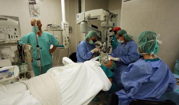 Prva transplantacija rožnice