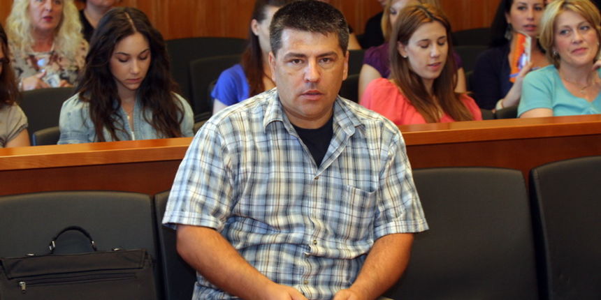 Zadar, 160511.
Zupanijski sud u Zadru, nastavak sudjenja Drazenu Slavici zbog stradavanja vatrogasaca na Kornatima.
Na slici : Drazen Slavica
Foto : Vladimir Ivanov / CROPIX Zadar, 160511.
Zupanijski sud u Zadru, nastavak sudjenja Drazenu Slavici zbog stradavanja vatrogasaca na Kornatima.
Na slici : Drazen Slavica
Foto : Vladimir Ivanov / CROPIX