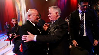 Zagreb, 261210.
HTV, studio Anton Marti, Prisavlje BB.
59. izbor sportasa 2010. godine u organizacij Sportskih novosti.
Na fotografiji: Zlatko Matesa i Antun Vrdoljak.
Foto: Ronald Gorsic / CROPIX