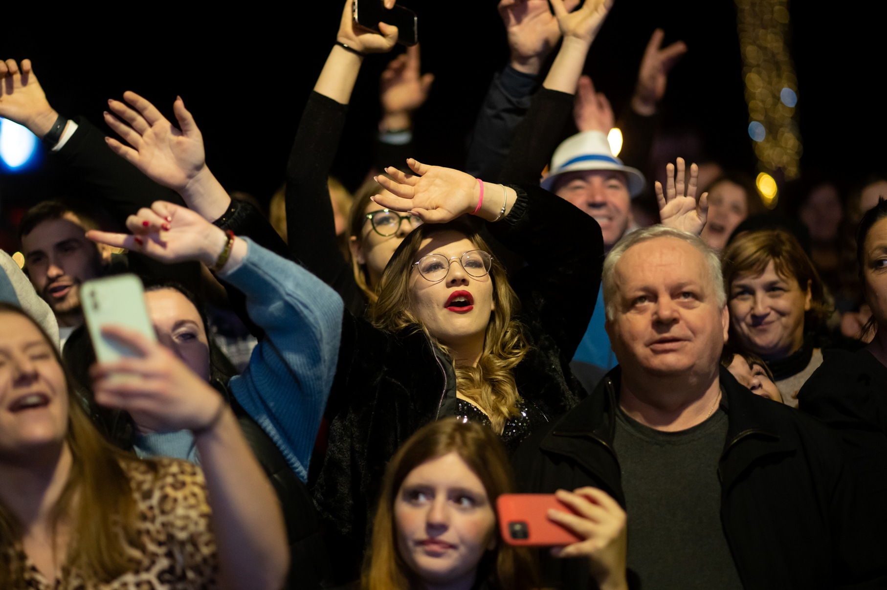 Vatromet, tisuće konfeta, šampanjac, prskalice i koncert Ivana Zaka i Tempo Banda