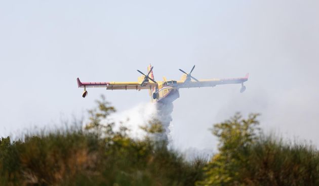 Vatrogasci i kanaderi lokalizirali požar u blizini gradskog deponija