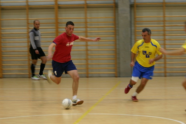 Image 841859 (auto) Image 841859 (auto)