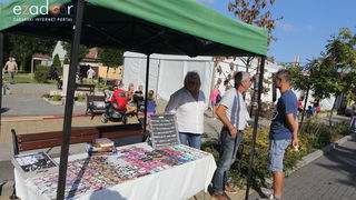 Bibinjci gradišćanskim Hrvatima darovali 1.82 metara visok kip sv. Roka Bibinjci gradišćanskim Hrvatima darovali 1.82 metara visok kip sv. Roka