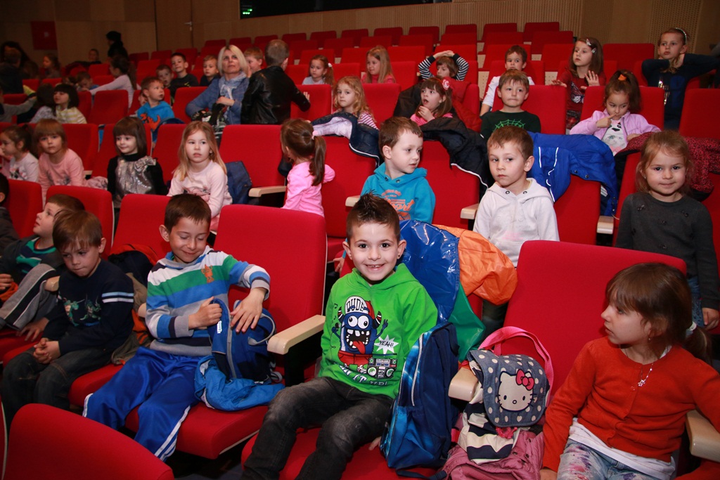 Svjetski dan lutkarstva uz predstavu “Mačak u čizmama” Svjetski dan lutkarstva uz predstavu “Mačak u čizmama”