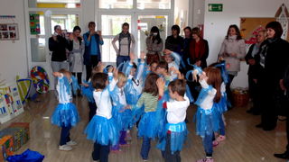 Dječji vrtić Ciciban uputio Sunčevu čestitku svome gradu Dječji vrtić Ciciban uputio Sunčevu čestitku svome gradu