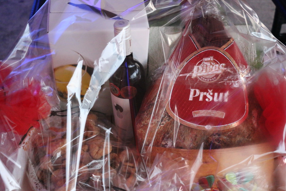 Virske maškare 2018: Defile maškaranih skupina i fešta uz “Koktelse”