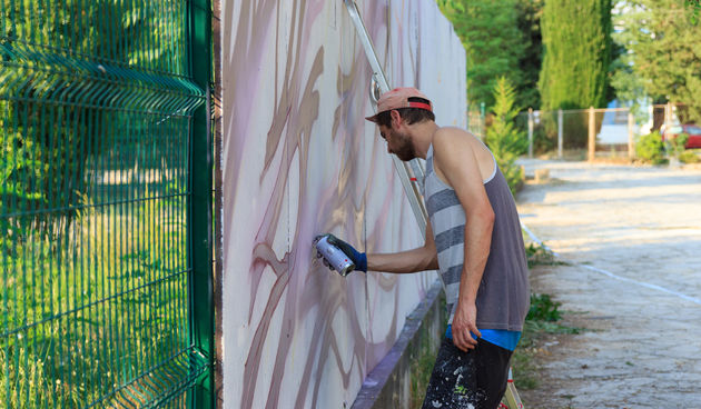 Pripreme za KvartArt festival: grafiteri u akciji