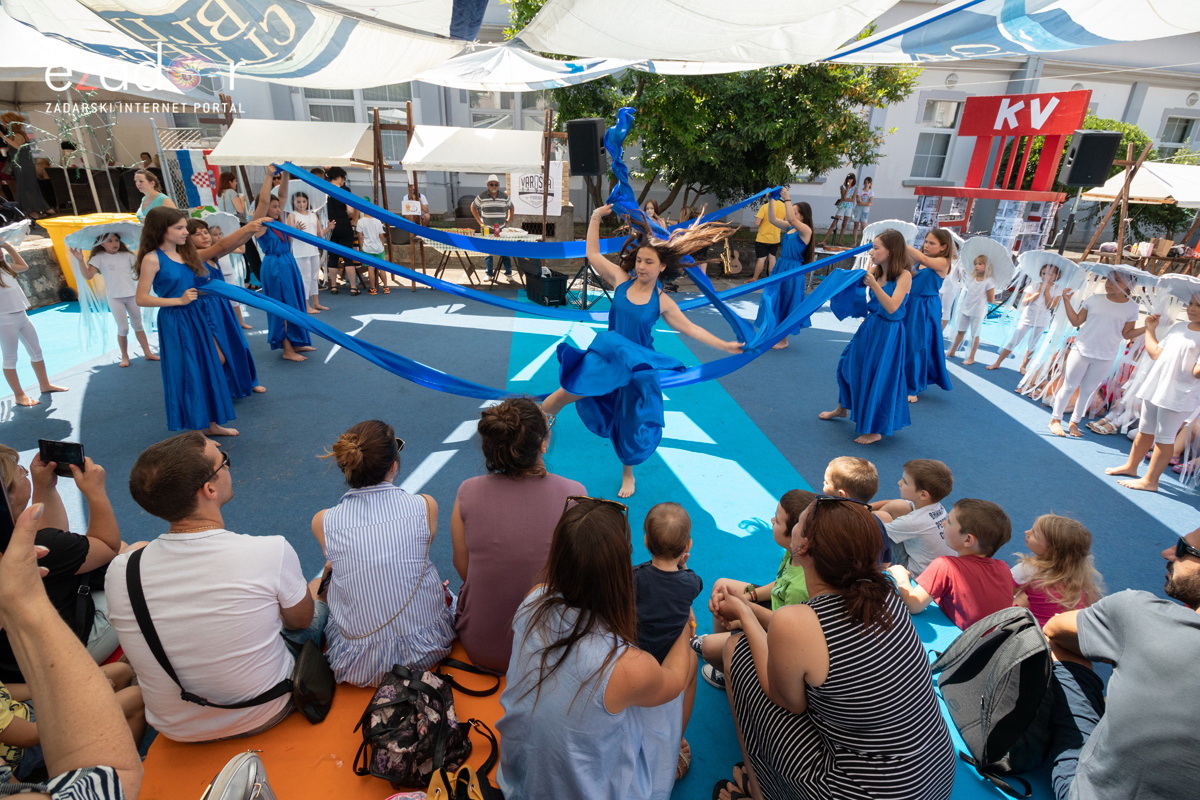 KvartArt 2018: Nedjeljno jutro proteklo u znaku plesa i glazbe KvartArt 2018: Nedjeljno jutro proteklo u znaku plesa i glazbe