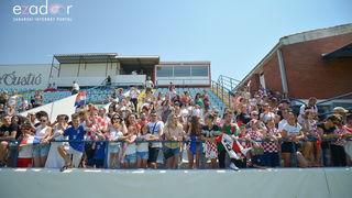 Zadarska vatrena četvorka na Stanovima se družila s mladim zadarskim nogometašima Zadarska vatrena četvorka na Stanovima se družila s mladim zadarskim nogometašima