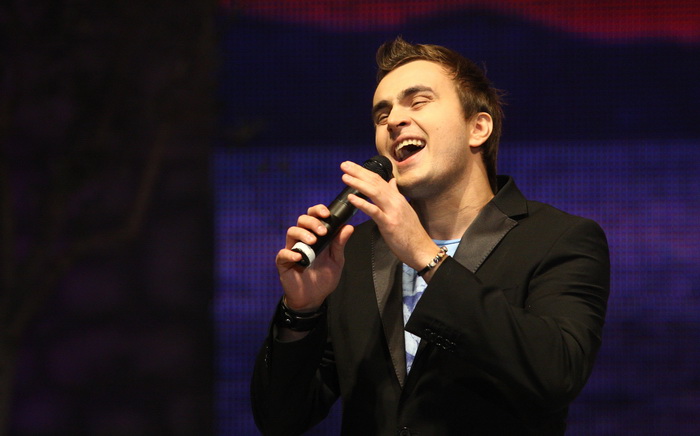 Zadar, 121110.
Dvorana Kresimira Cosica.Festival zabavne glazbe Zadar2010.Prva vecer.
Na fotografiji : nastup Igor Cukrov.
Foto : Vladimir Ivanov / Cropix Zadar, 121110.
Dvorana Kresimira Cosica.Festival zabavne glazbe Zadar2010.Prva vecer.
Na fotografiji : nastup Igor Cukrov.
Foto : Vladimir Ivanov / Cropix