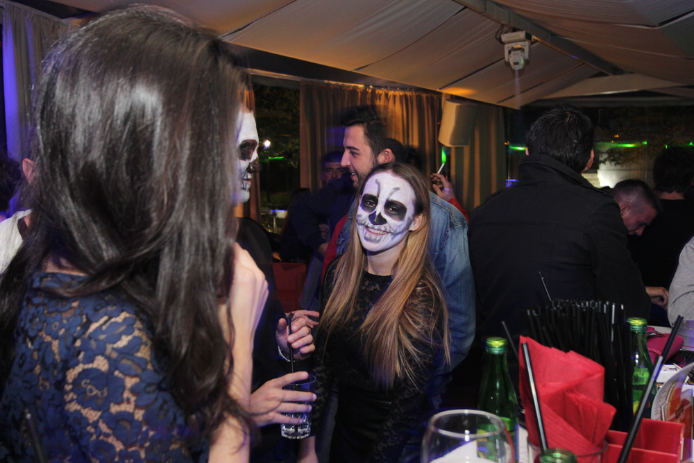 “House of fun”: Otvorenje zimske sezone u Lounge baru Ledana