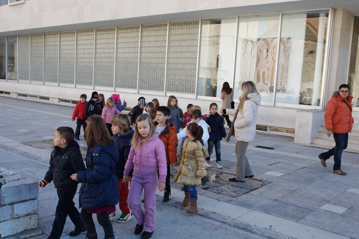 Sveta Lucija najmladjima dijelila bombone, Foto: Leo Banic