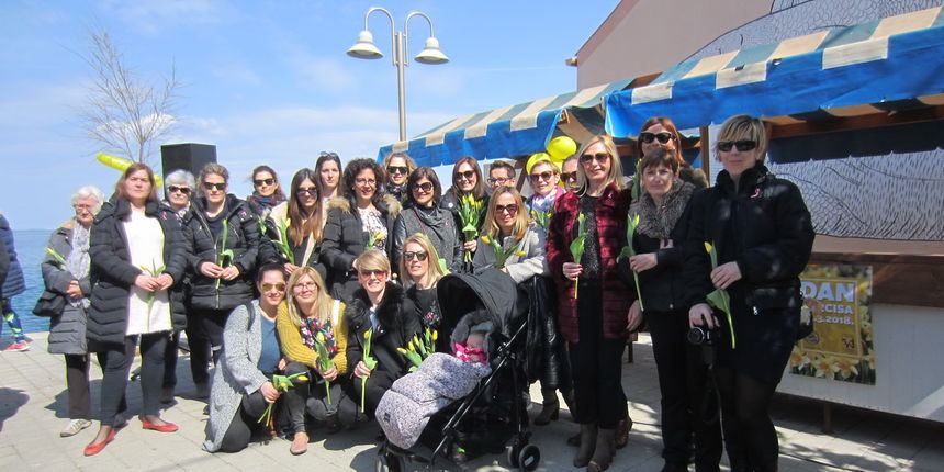 U akciji “Dan narcisa” u Kalima ukupno prikupljeno 15.700,00 kuna U akciji “Dan narcisa” u Kalima ukupno prikupljeno 15.700,00 kuna