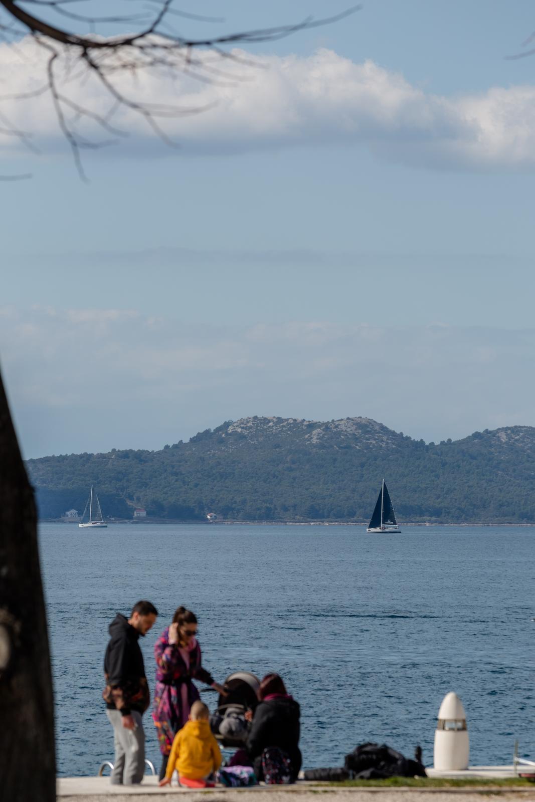 Sunčana nedjelja na zadarskim ulicama