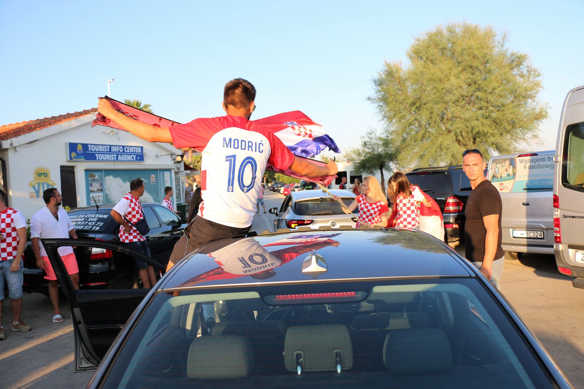 Na Viru se svim srcem navijalo za Vatrene